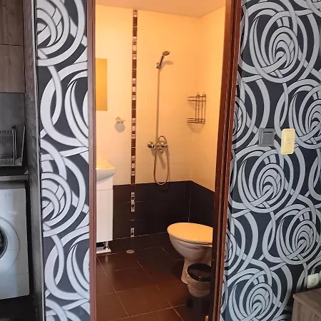 Melani 2 Apartment *